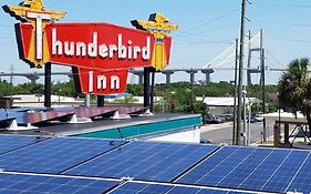 Thunderbird Motel Savannah